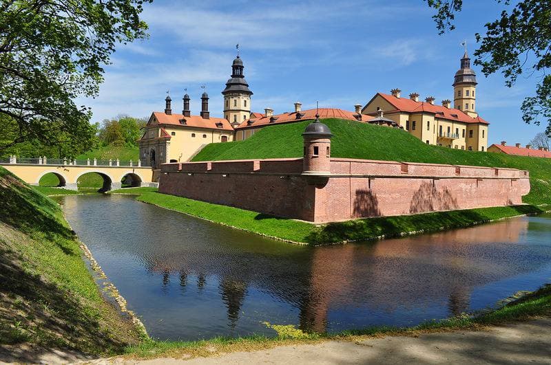 Брест — Мирский и Несвижский замки 1
